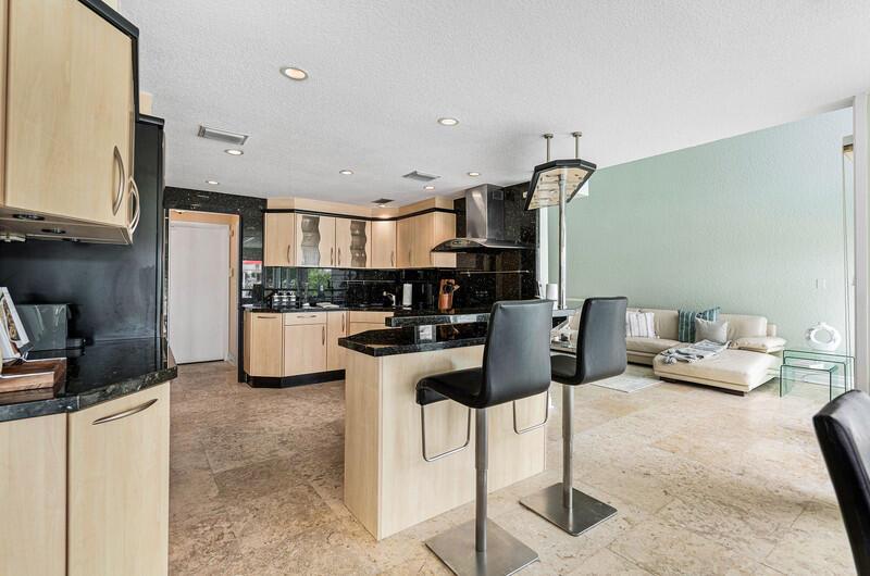 VILLAS SOBRE DEL MAR - Residential