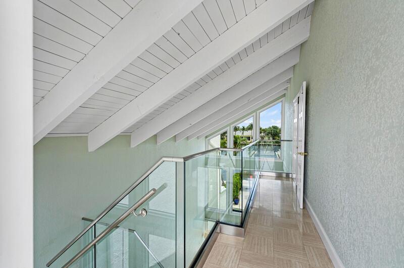 VILLAS SOBRE DEL MAR - Residential