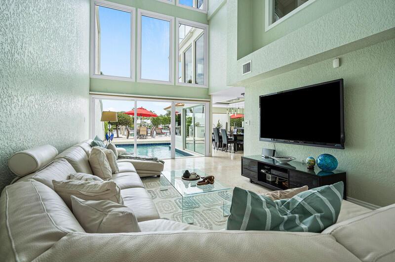 VILLAS SOBRE DEL MAR - Residential