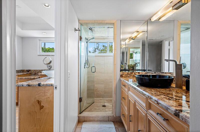 VILLAS SOBRE DEL MAR - Residential