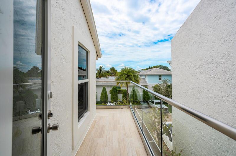 VILLAS SOBRE DEL MAR - Residential