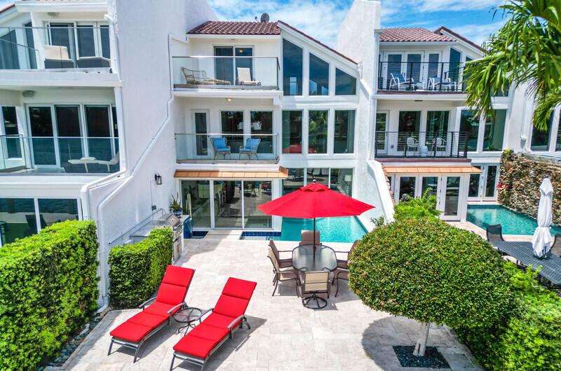 VILLAS SOBRE DEL MAR - Residential