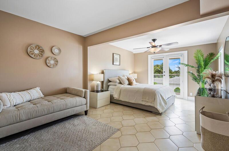 VILLAS SOBRE DEL MAR - Residential