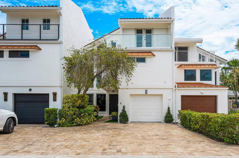 VILLAS SOBRE DEL MAR - Residential