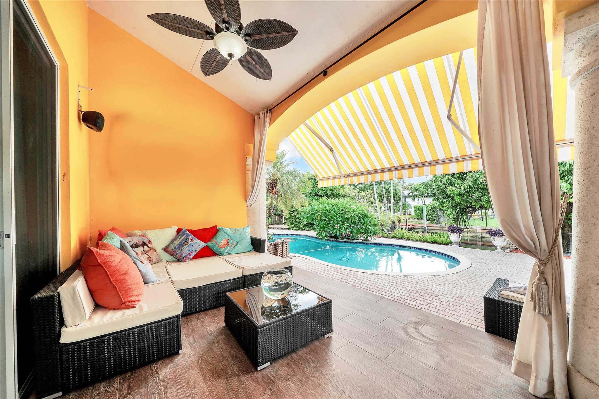 Lauderdale Isles - Residential