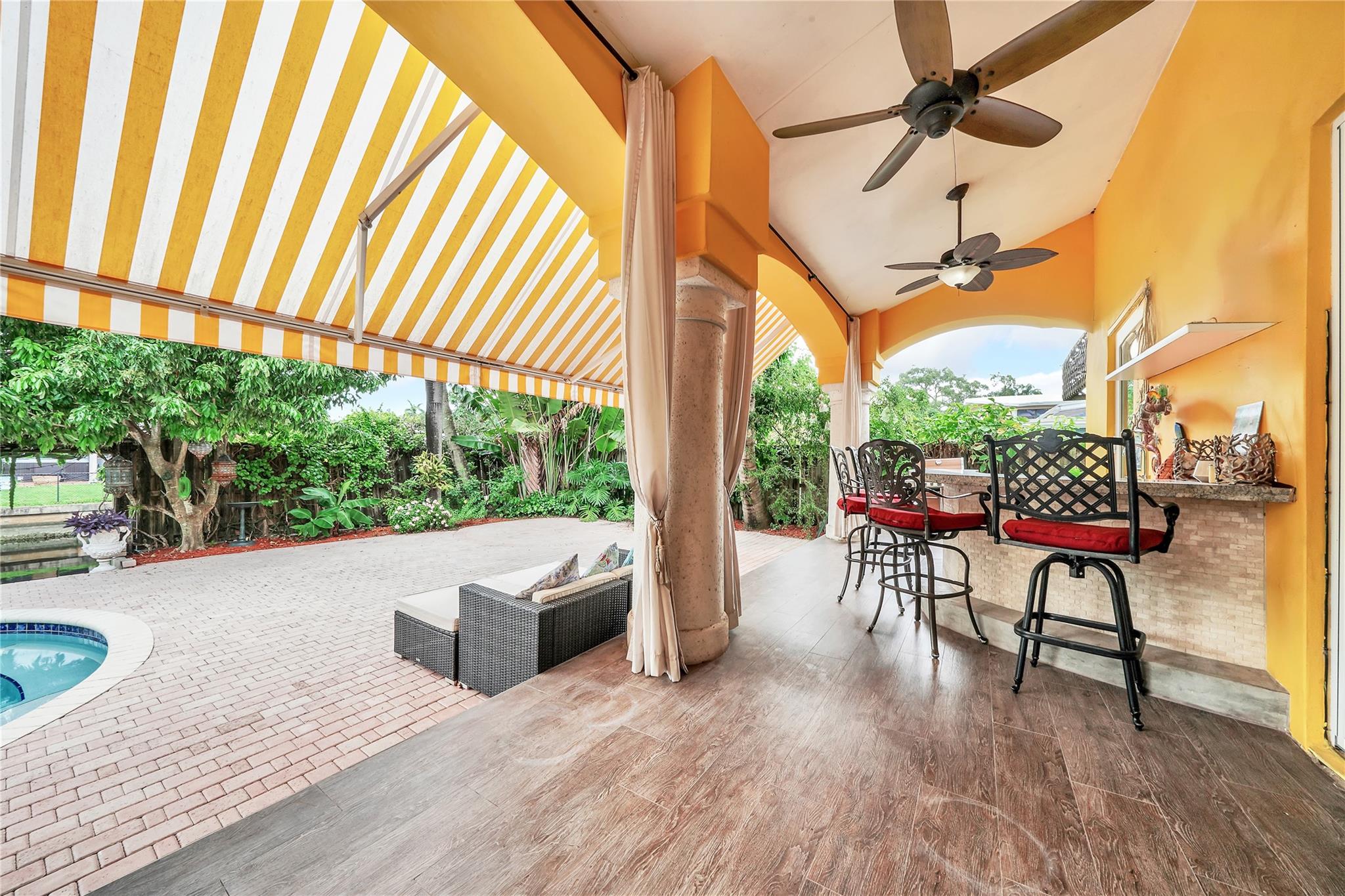 Lauderdale Isles - Residential