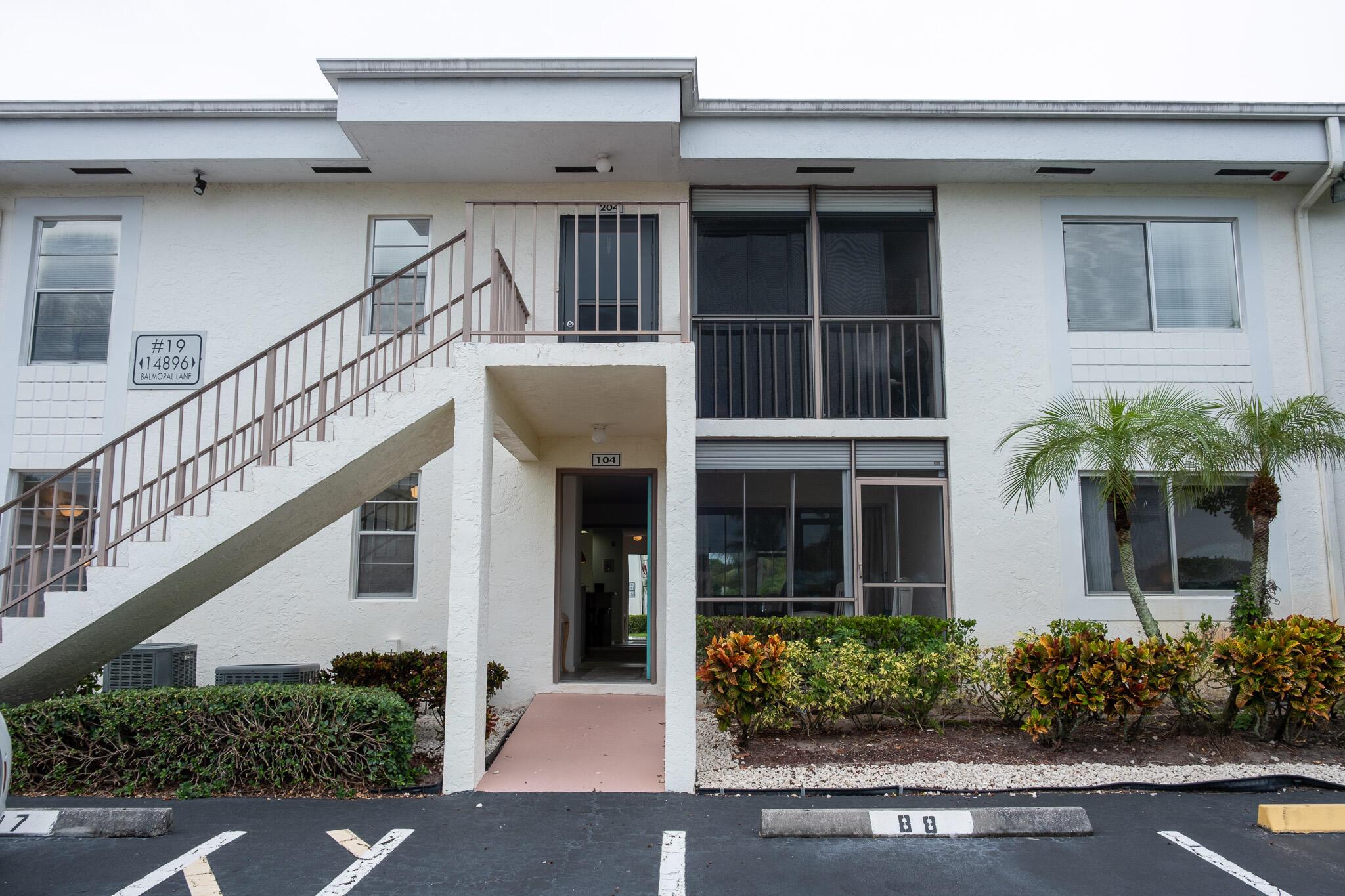 Desired first floor unit. Clean unit and near the pool. Washer and Dryer in a separate utility room in the unit. Full use of Huntington Lakes Clubhouse with an indoor pool, theater, and more. Short walk to shopping center and places of worship. Water and cable TV included.