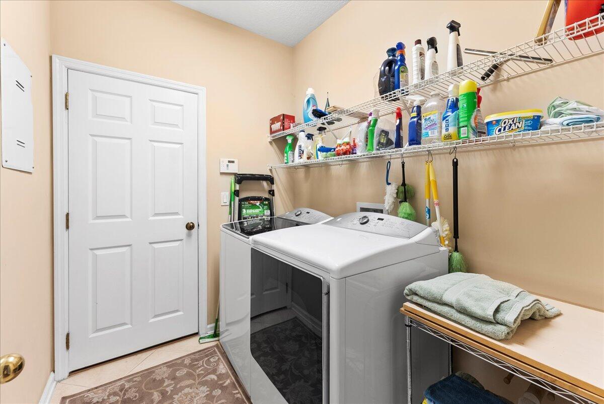 NORTH HAMPTON - Residential