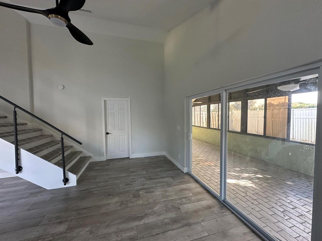 Photo of 47 Buxton Lane, Boynton Beach, FL 33426 (MLS # R11042230)