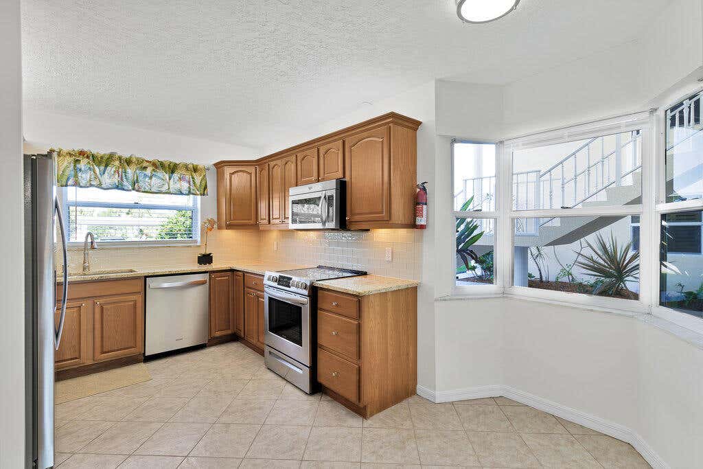 Photo of 361 Grove Isle Circle #361, Vero Beach, FL 32962 (MLS # R11142281)
