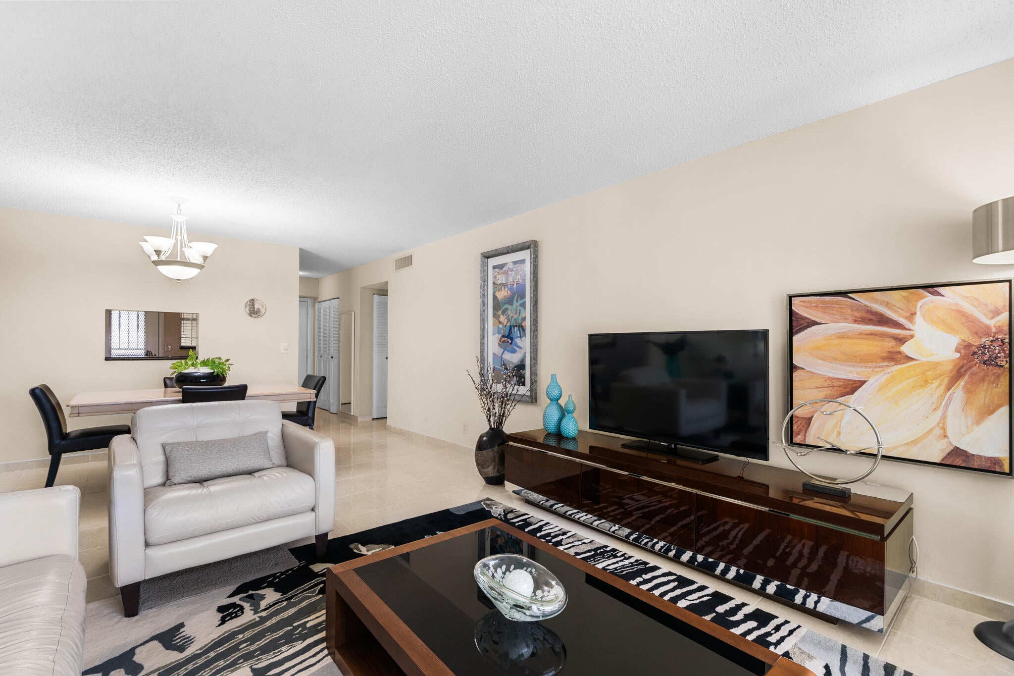 202 SE 10th Street 205