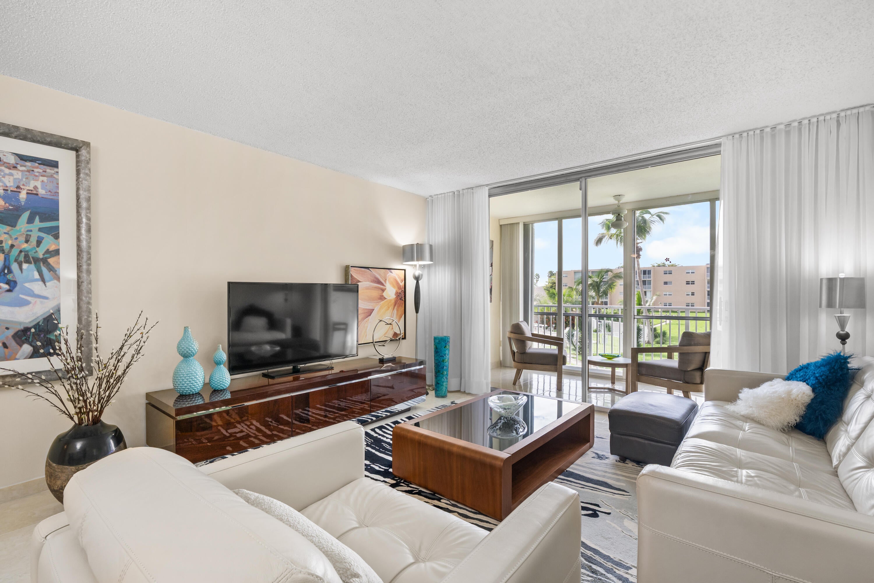 202 SE 10th Street 205