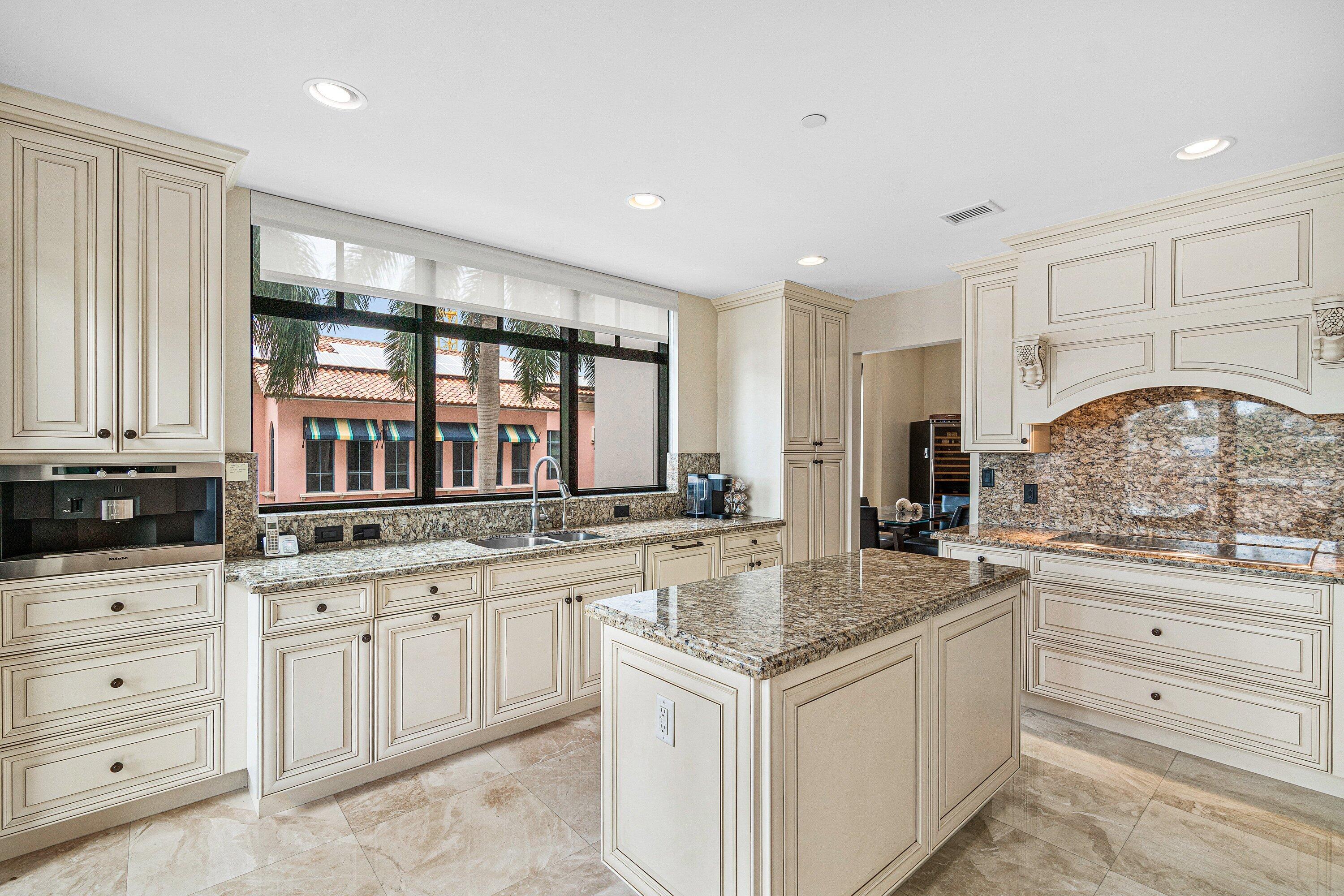 200 EAST PALMETTO PARK CONDO - Residential