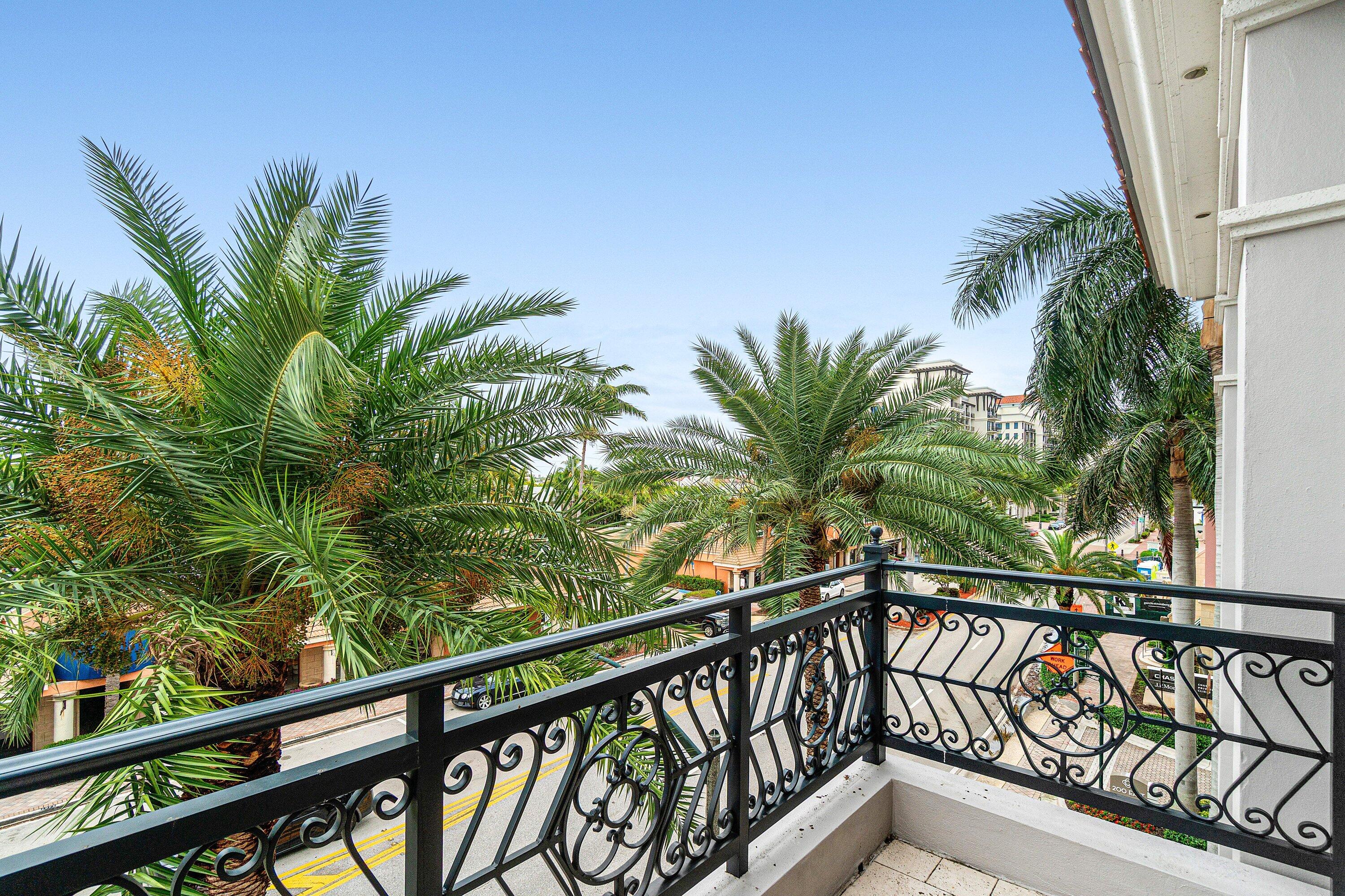 200 EAST PALMETTO PARK CONDO - Residential