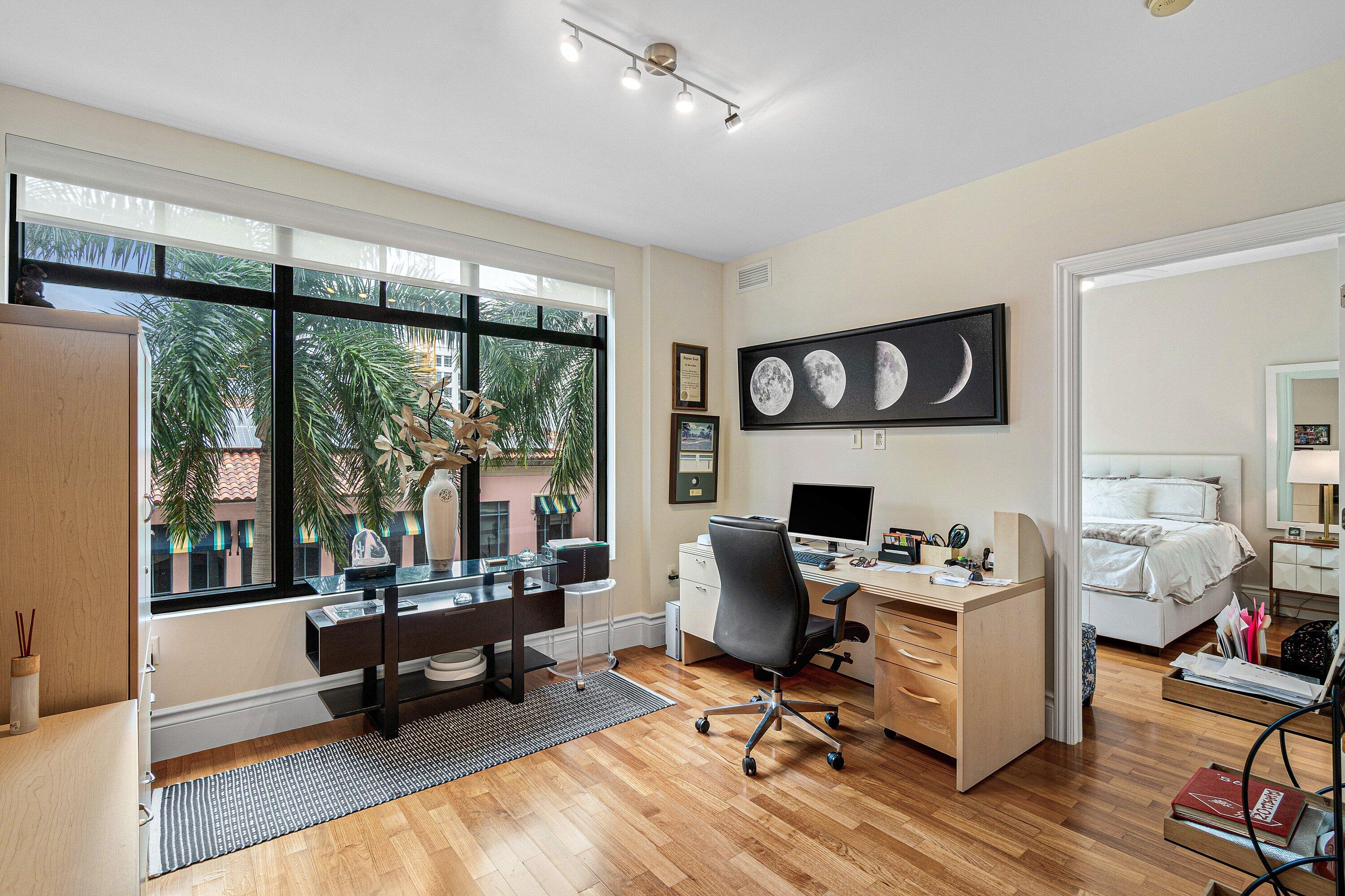 200 EAST PALMETTO PARK CONDO - Residential