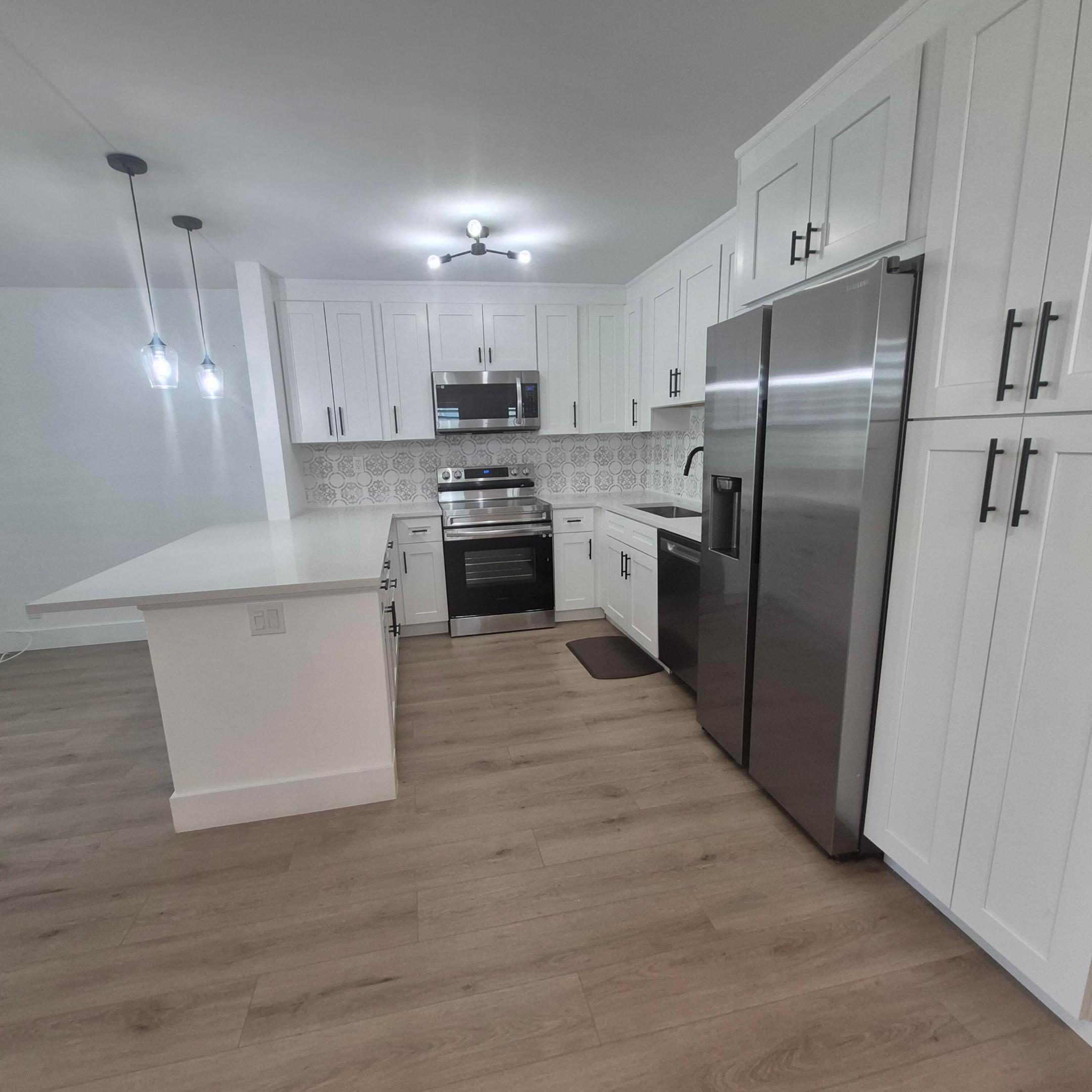 KINGS POINT FLANDERS CONDOS - Residential