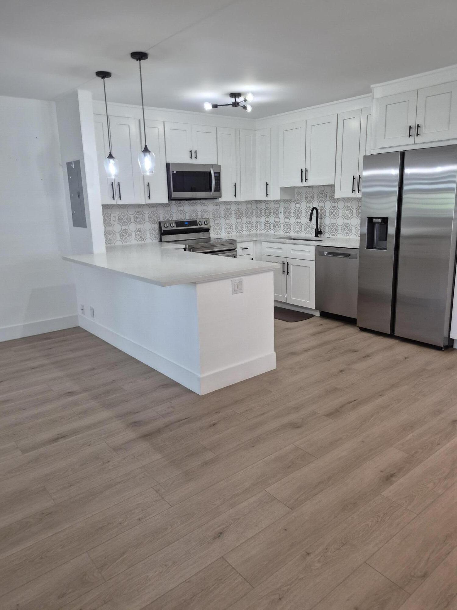 KINGS POINT FLANDERS CONDOS - Residential