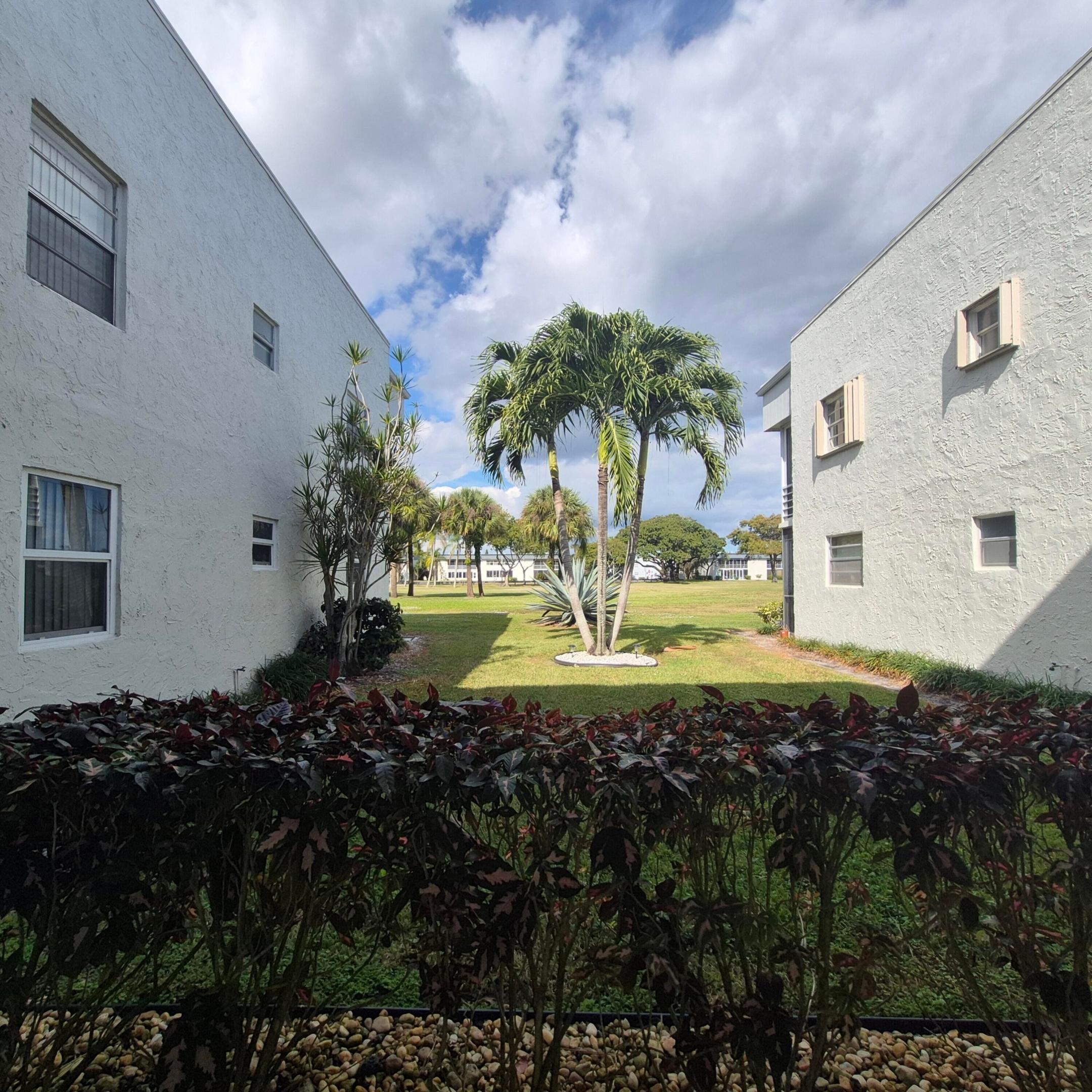 KINGS POINT FLANDERS CONDOS - Residential