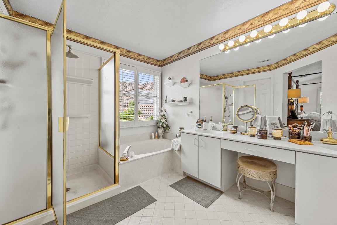 LA VIDA - Residential