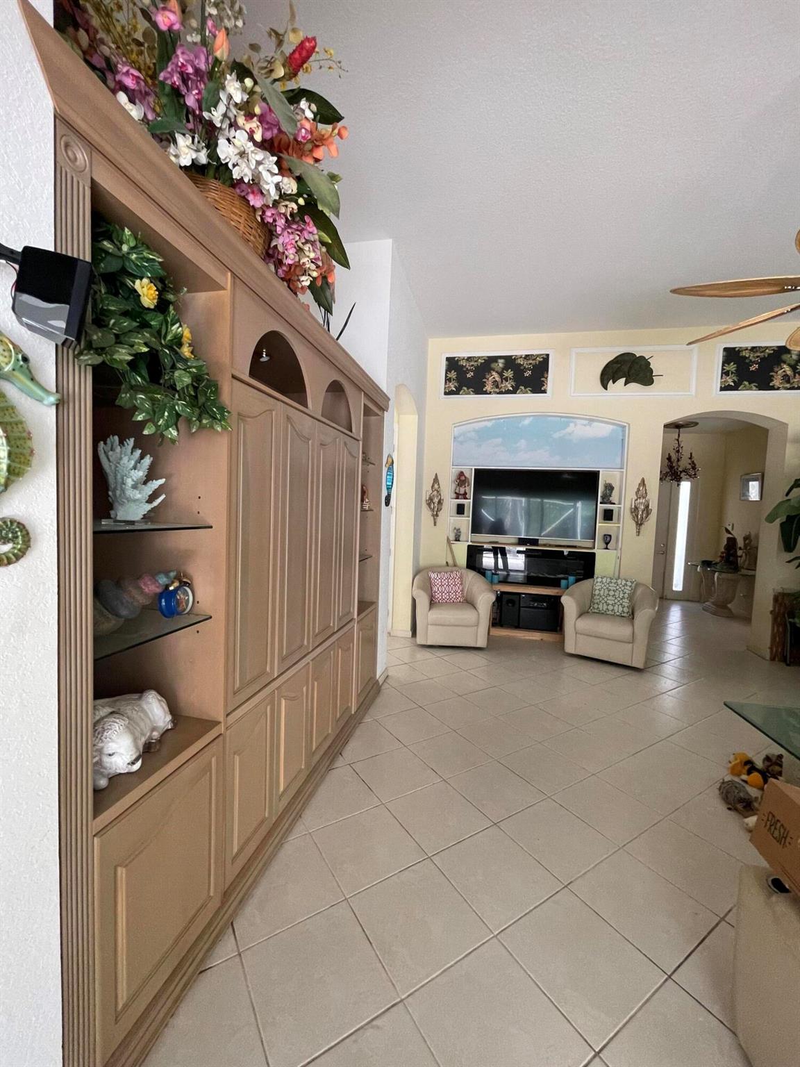 9102 Bay Harbour Circle