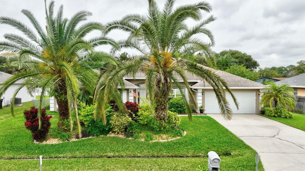 Photo of 714 SW Aster Road, Port Saint Lucie, FL 34953 (MLS # R10951264)