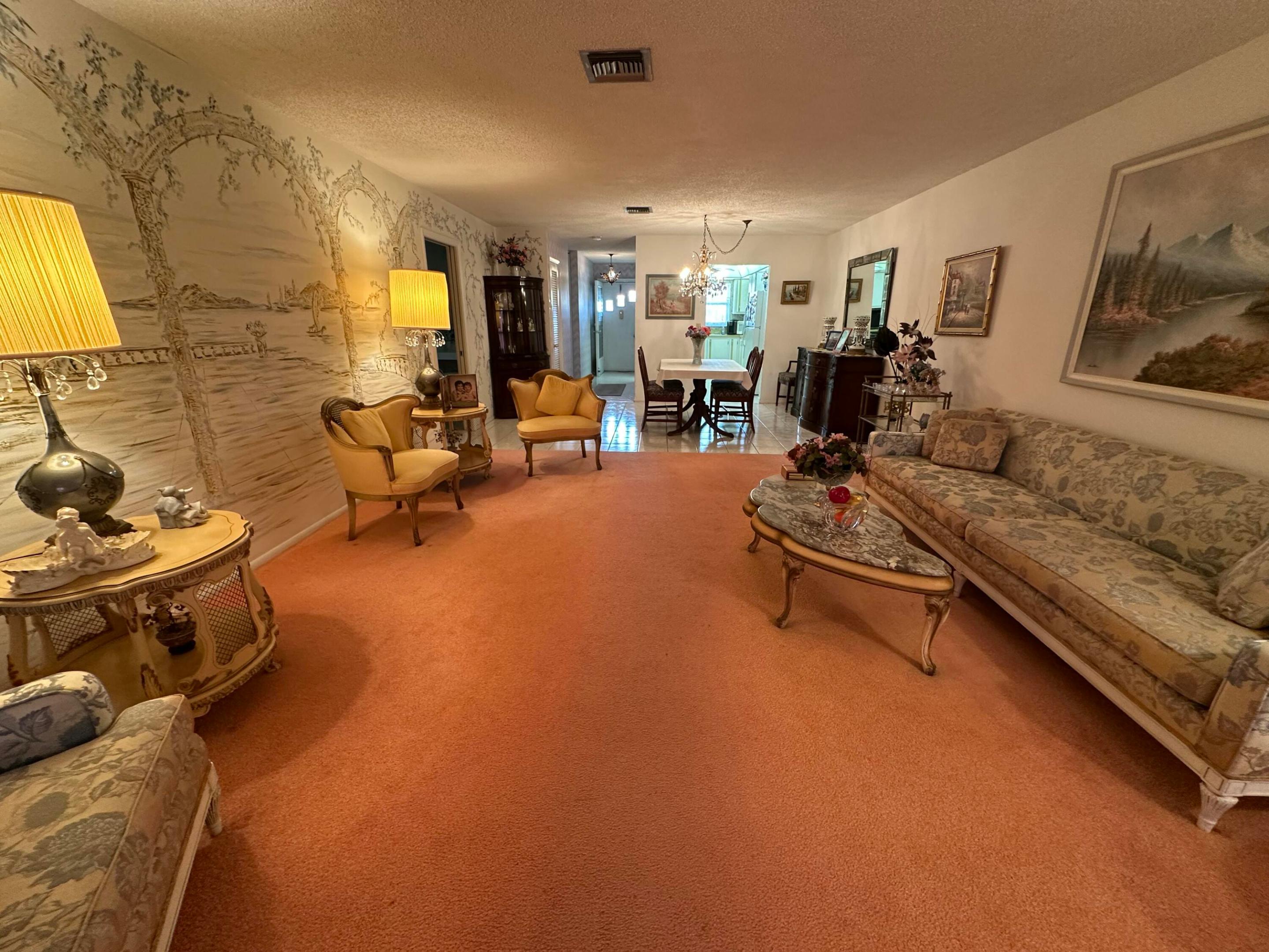 CRESTHAVEN CONDO TOWNHOMES SEC 2 - Residential