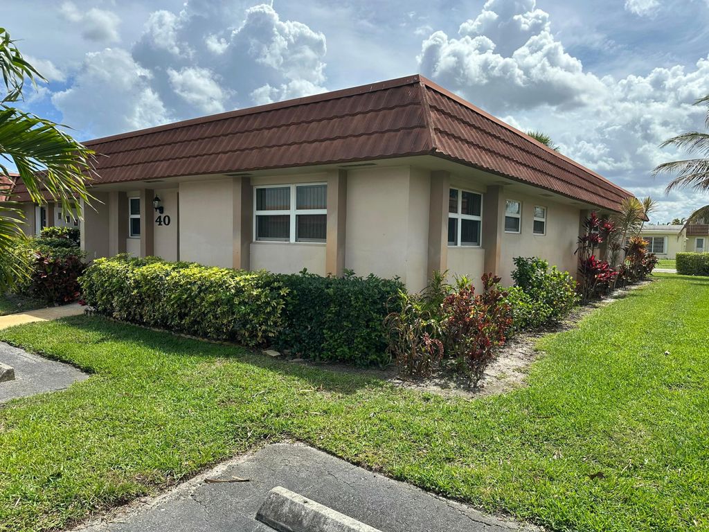 Photo of 5725 Fernley Drive E #40, West Palm Beach, FL 33415 (MLS # B26001145)