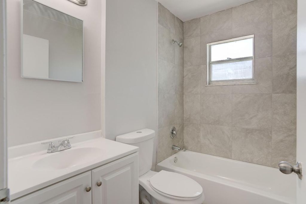 Photo of 6620 Jupiter Gardens Boulevard #C, Jupiter, FL 33458 (MLS # R10961238)