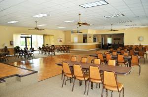 Sabal Pine Condo East - Residential