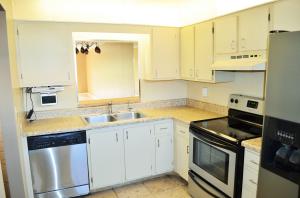 Sabal Pine Condo East - Residential