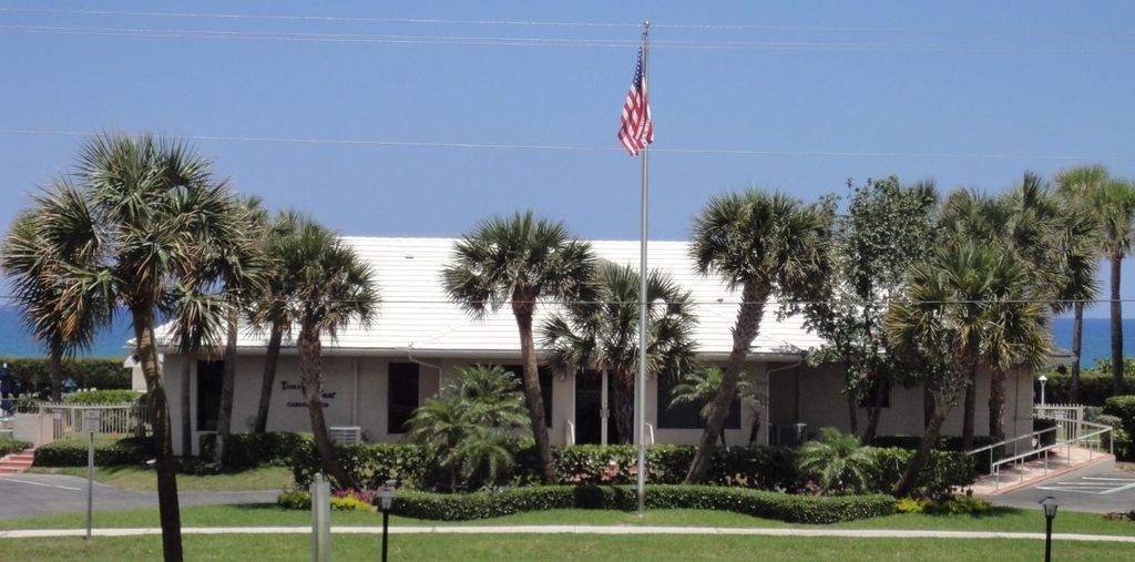 Photo of 333 NE 21st Avenue #618, Deerfield Beach, FL 33441 (MLS # F10460386)