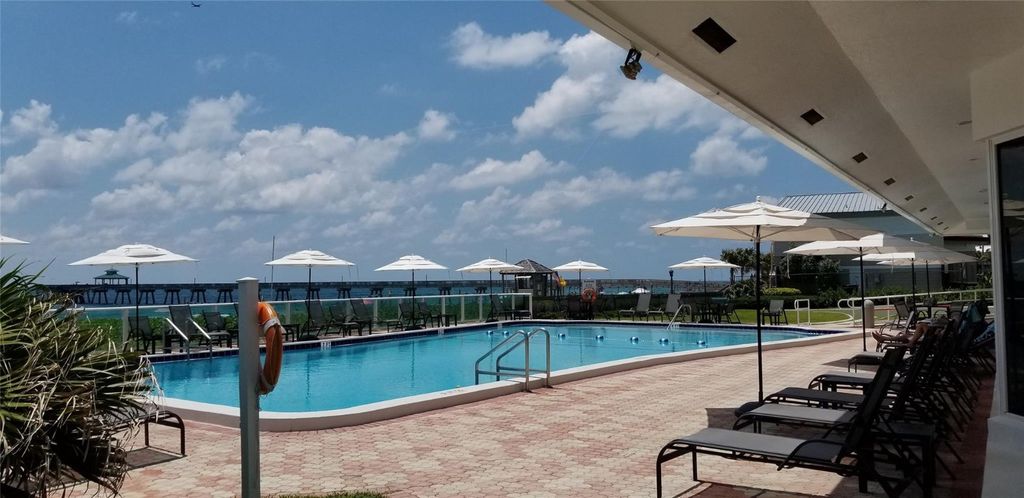 Photo of 333 NE 21st Avenue #618, Deerfield Beach, FL 33441 (MLS # F10460386)