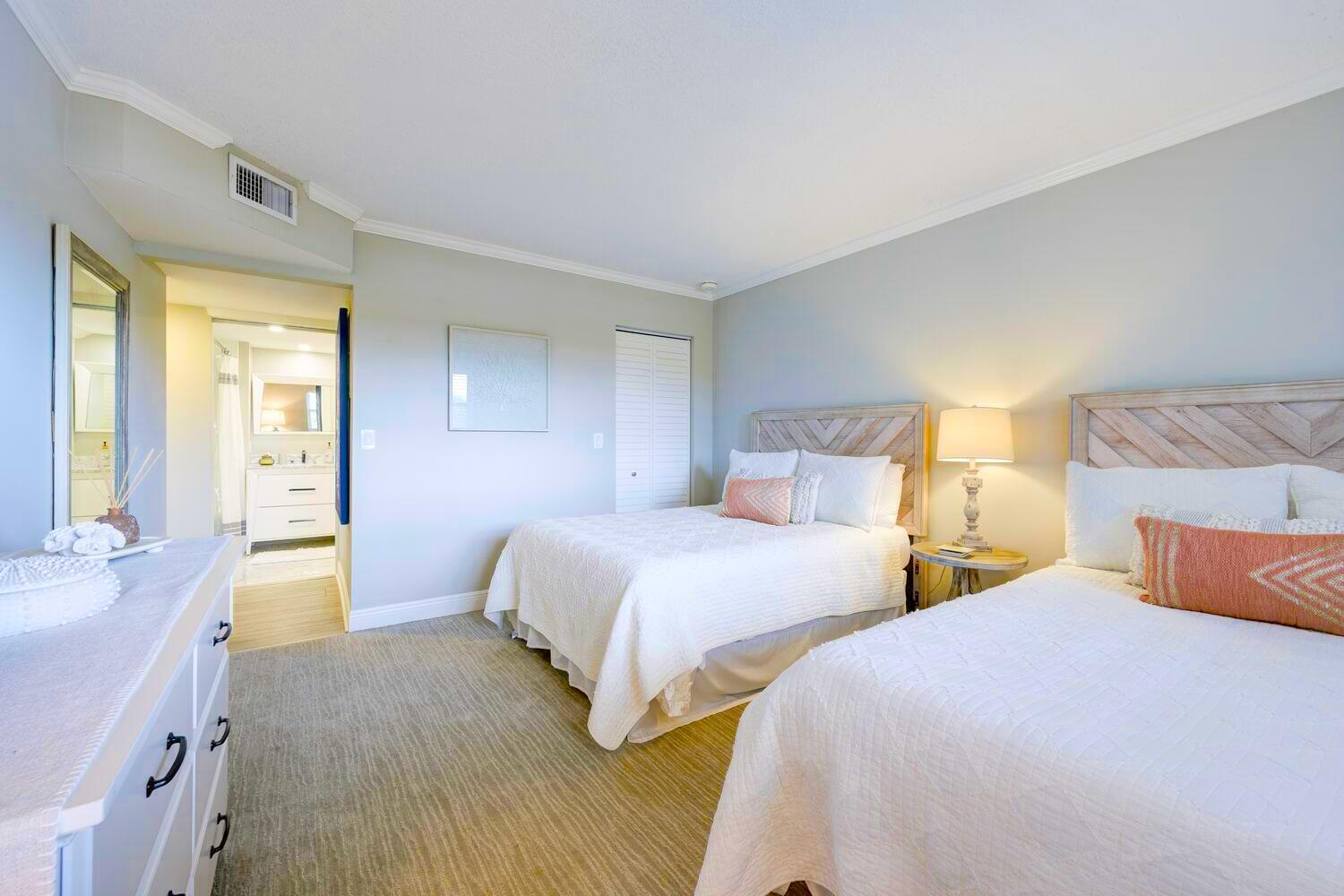 LANDS END CONDO LOTS 12 AND 13 (LESS IRREG PAR - Residential Lease