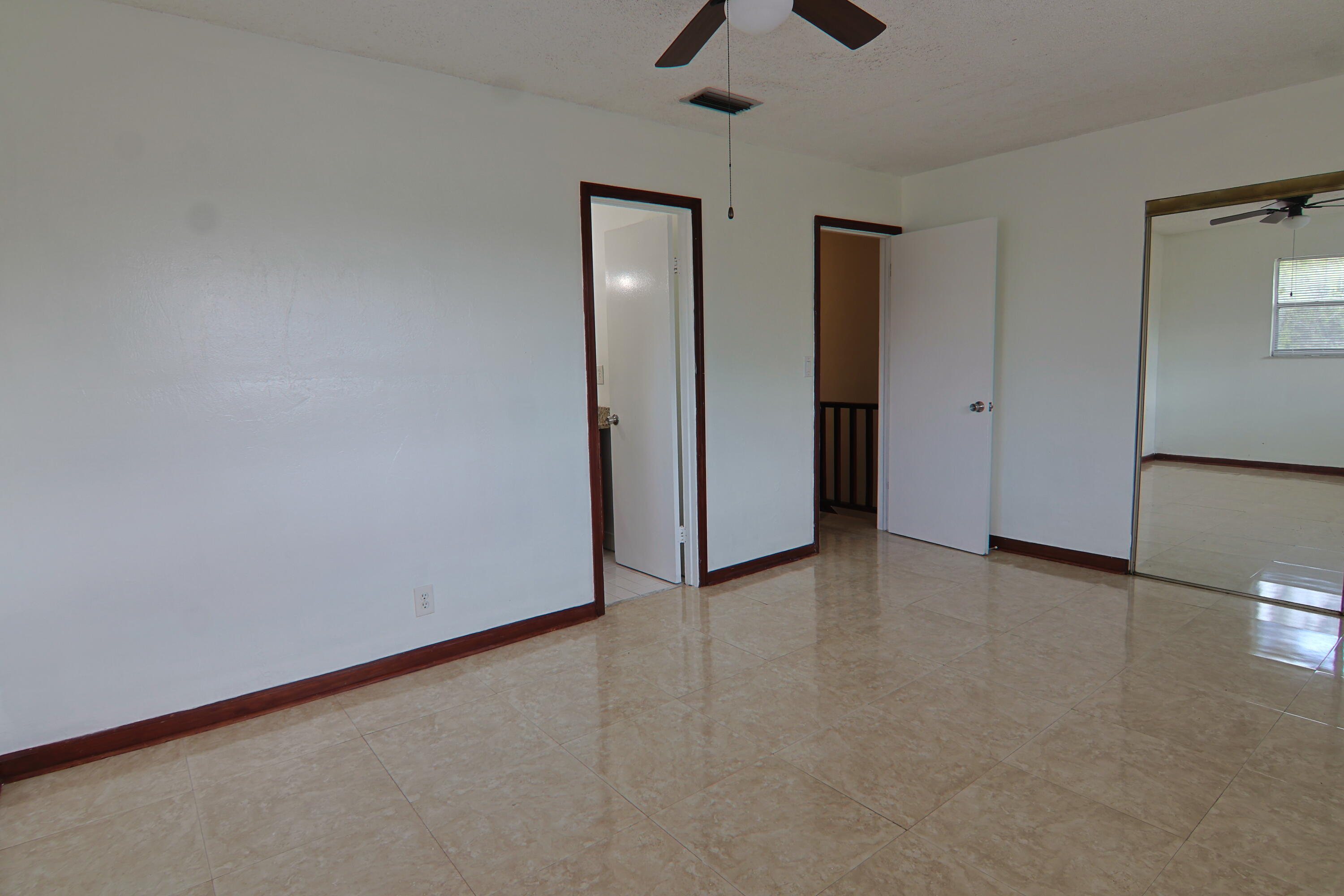 FORTY-ONE HUNDRED CONDO - Residential