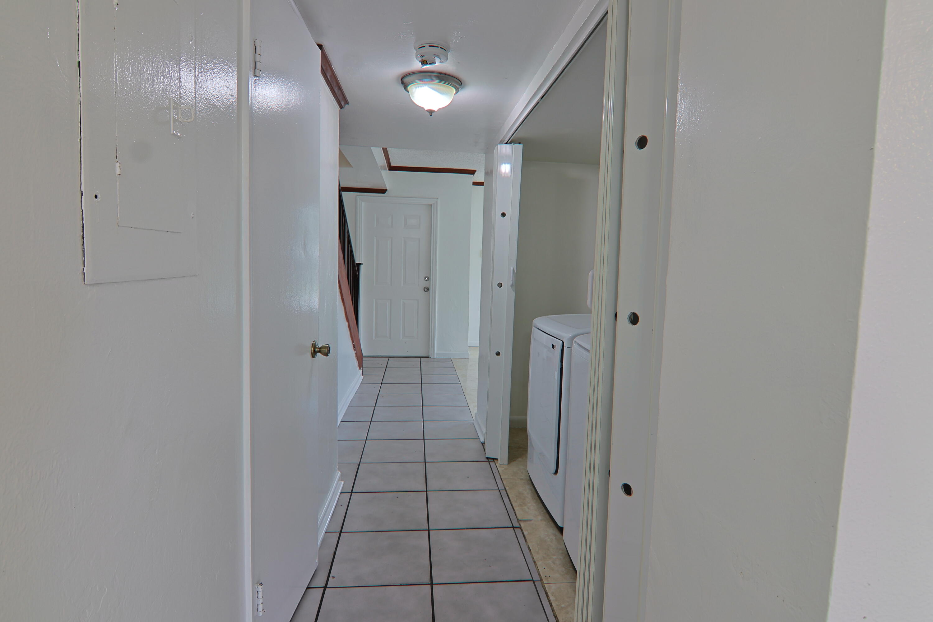 FORTY-ONE HUNDRED CONDO - Residential