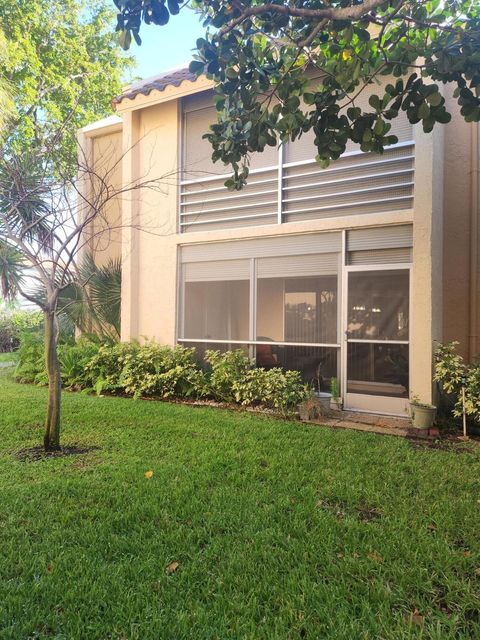 A home in Deerfield Beach