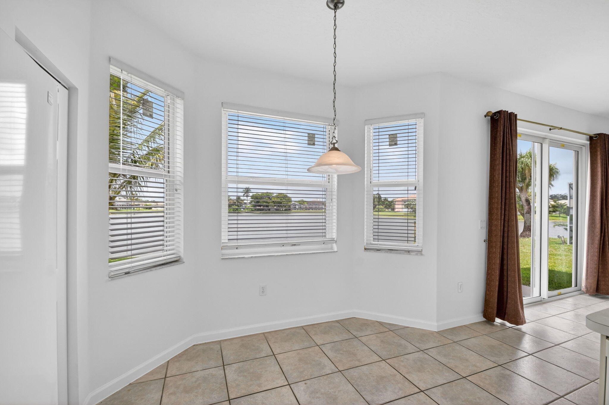 HIDDEN LAKES AT NORTHTREE, Northtree - Residential