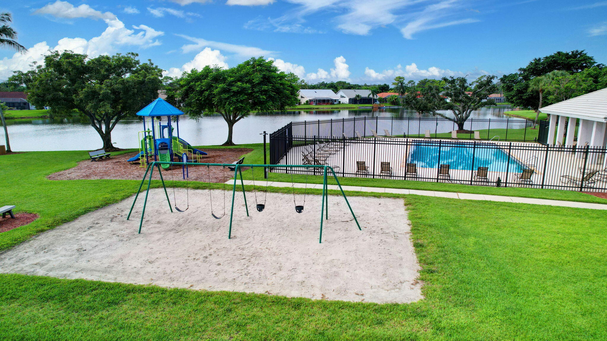 HIDDEN LAKES AT NORTHTREE, Northtree - Residential
