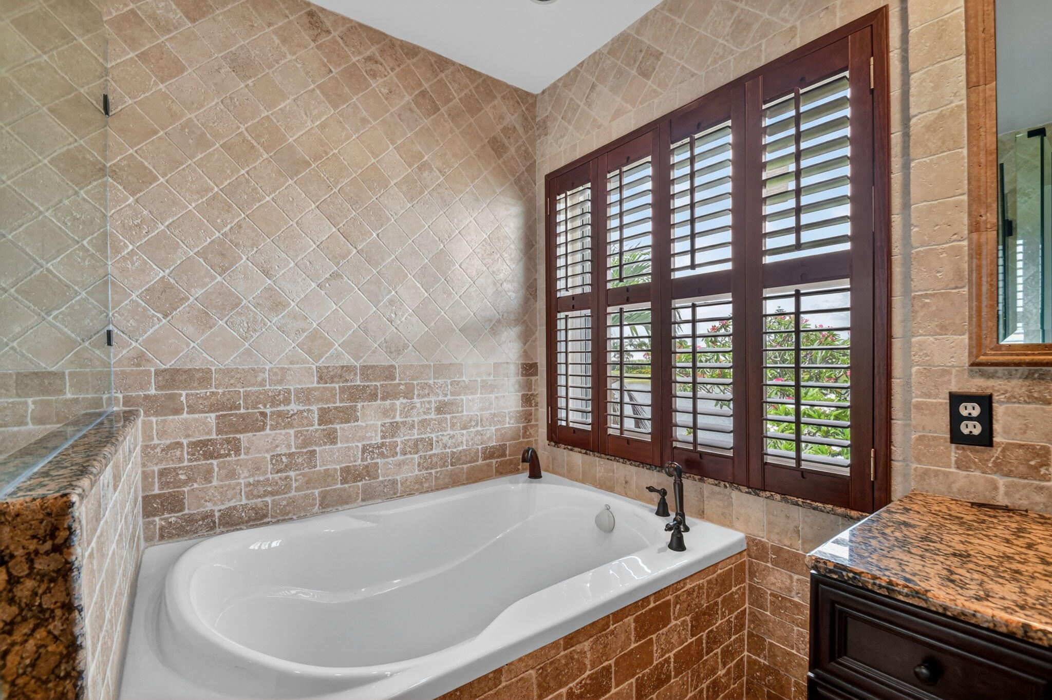 HIDDEN LAKES AT NORTHTREE, Northtree - Residential