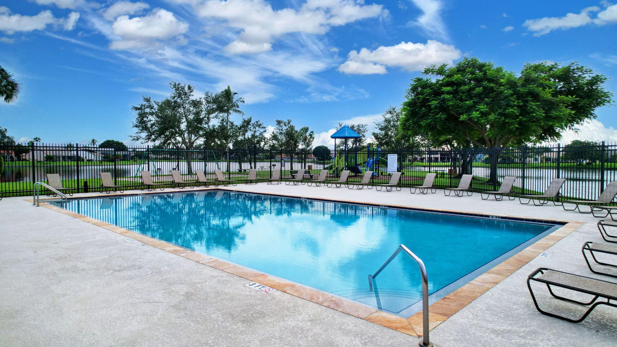 HIDDEN LAKES AT NORTHTREE, Northtree - Residential