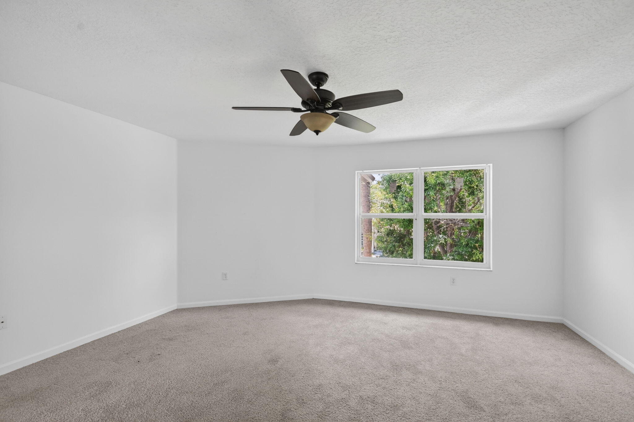 HIDDEN LAKES AT NORTHTREE, Northtree - Residential