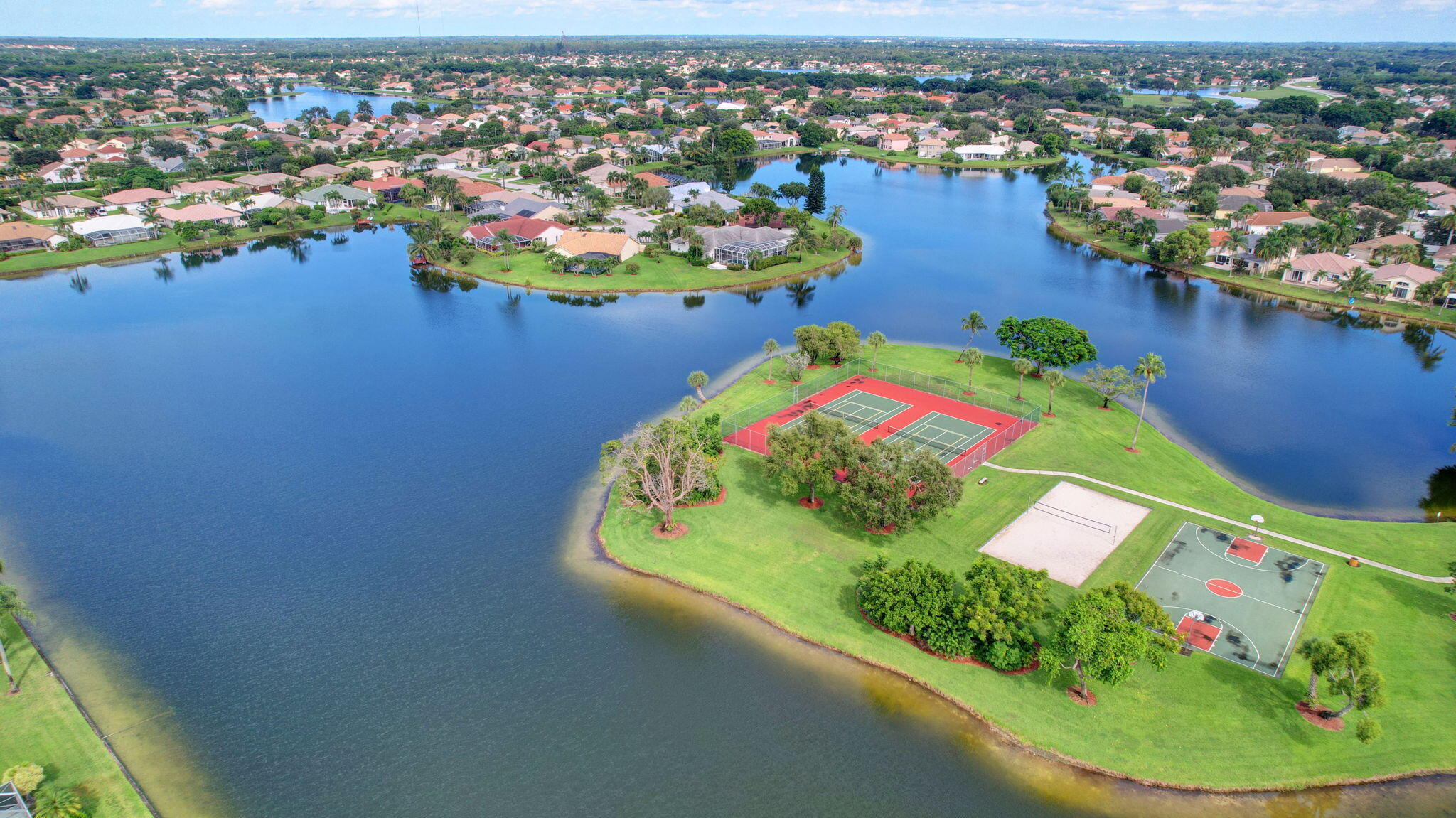 HIDDEN LAKES AT NORTHTREE, Northtree - Residential