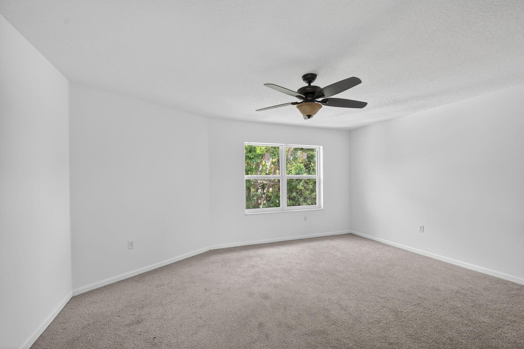 HIDDEN LAKES AT NORTHTREE, Northtree - Residential