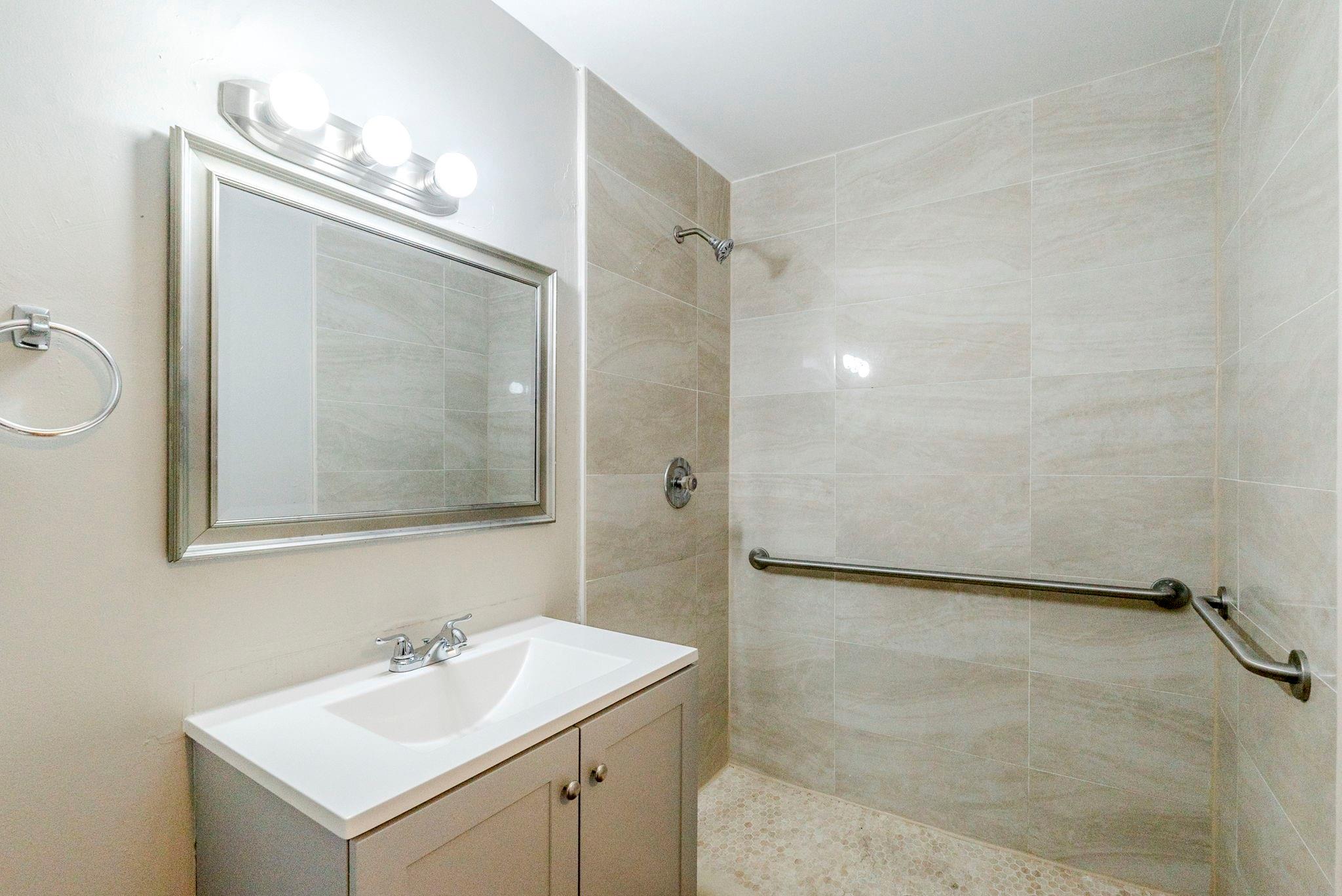 College Tr 2nd Add 19-19 - Residential