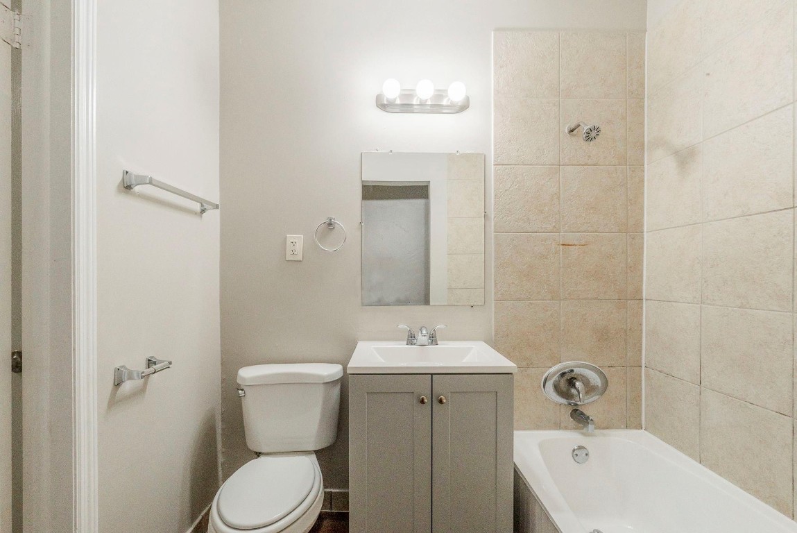 College Tr 2nd Add 19-19 - Residential