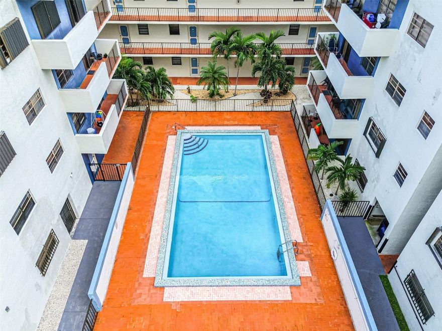 Beautifully Updated Corner Unit in Prime Hialeah Location! CASH ONLY, appraised at $335,000! Step into this spacious and beautifully remodeled 3-bedroom, 2-bath corner apartment featuring a fully updated kitchen, brand new flooring throughout, and two private balconies, perfect for morning coffee or evening relaxation. Enjoy brand-new stainless-steel appliances and a new washer and dryer conveniently located inside the unit. This building offers secure access and gated parking, providing comfort and peace of mind. Ideally situated just five minutes from the Palmetto Expressway, with shopping, restaurants, and medical facilities nearby. Whether you’re searching for a comfortable place to call home or a fantastic investment opportunity, this move-in-ready unit checks all the boxes! ¡Hermoso apartamento de esquina totalmente renovado en una ubicación privilegiada de Hialeah!SOLO EFECTIVO – Tasado en $335,000Amplio y luminoso apartamento de 3 habitaciones y 2 baños, completamente remodelado. Cuenta con cocina actualizada, pisos nuevos en todo el apartamento y dos balcones privados, ideales para disfrutar el café de la mañana o relajarse al final del día. Incluye electrodomésticos de acero inoxidable nuevos y lavadora y secadora nuevas dentro de la unidad. El edificio ofrece acceso controlado y estacionamiento cercado, brindando seguridad y tranquilidad. Ubicado a solo cinco minutos del Palmetto Expressway, cerca de centros comerciales, restaurantes y hospitales. Ya sea que busques un lugar cómodo para vivir o una excelente oportunidad de inversión, ¡esta propiedad lista para mudarte lo tiene todo!