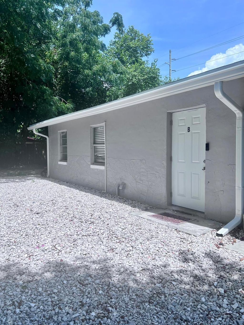 Photo of 521 N 20th N Street, Fort Pierce, FL 34950 (MLS # R11012493)