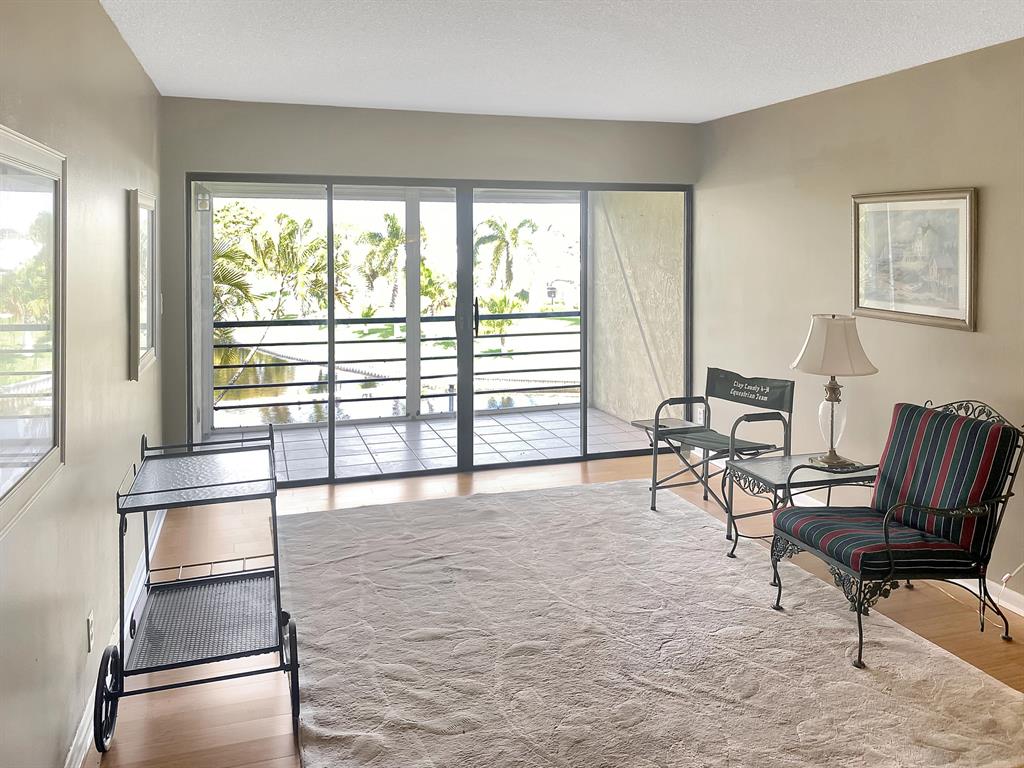 Venetian Terrace - Residential