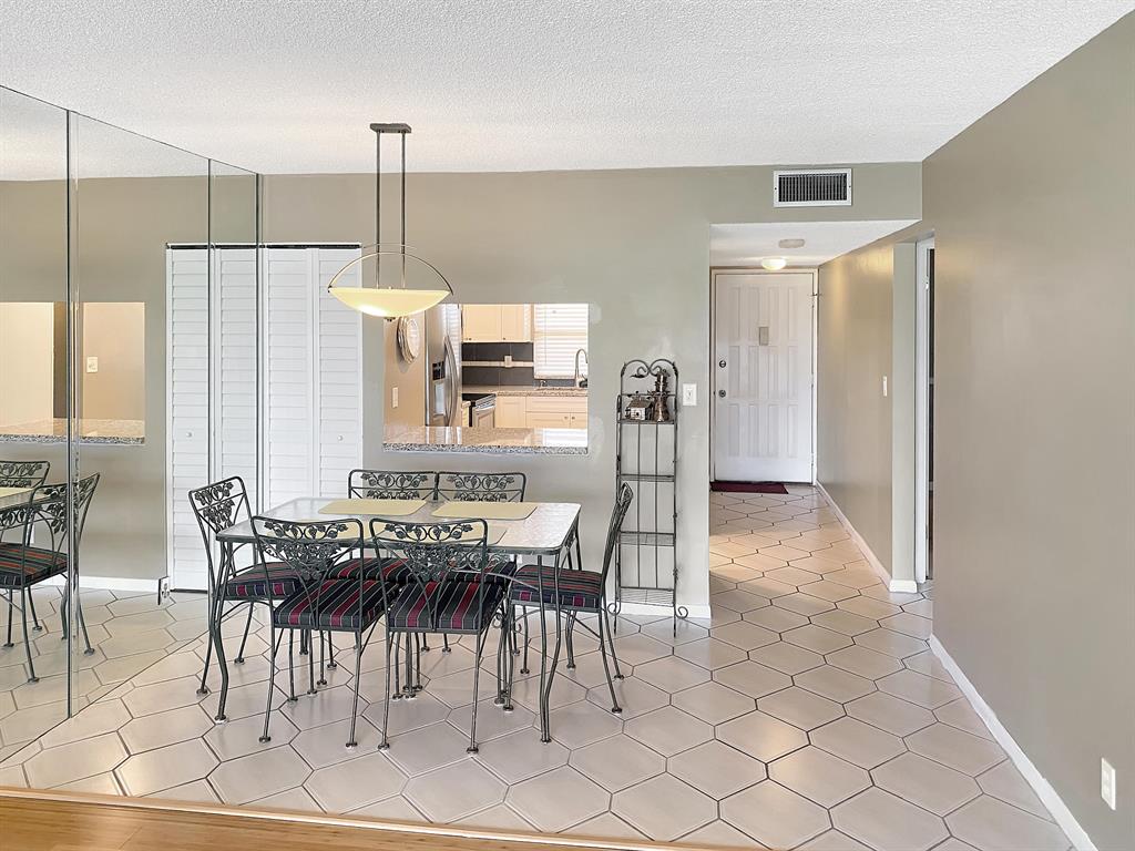 Venetian Terrace - Residential