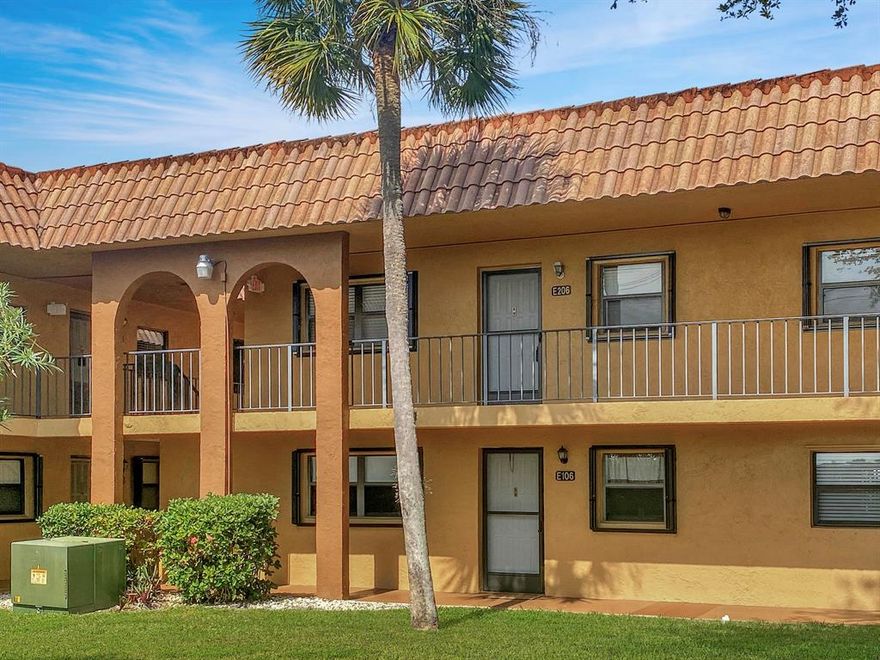 The is the perfect opportunity to own an updated 2/2 condo on the 2nd floor with a beautiful water view from your patio.  The kitchen has updated cabinets and stainless steel appliances.  newer laminate flooring in living area and bedrooms, accordion hurricane shutters for easy storm prep.
The A/c is 2015, there is an extra storage locker for your beach stuff or extra items and  laundry on the floor.  Close to shopping and I-95.  Ready to go.